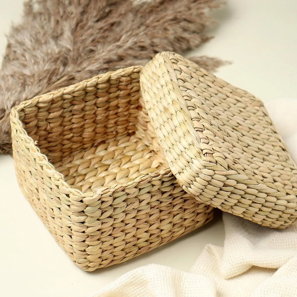 A woven sea grass gift box